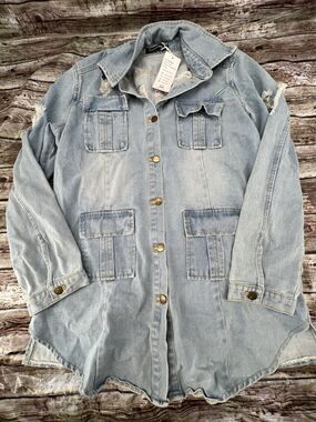 Tanming Women’s Denim Jacket Size XXL Button Down Light Wash Blue NWT